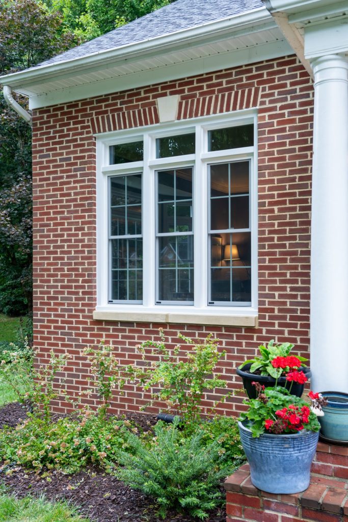 Vytex Georgetown Elite white windows on a home exterior