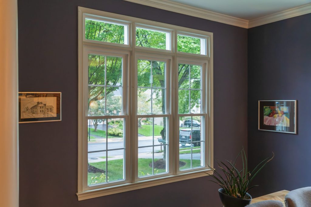 Vytex Georgetown Elite window interior with blinds
